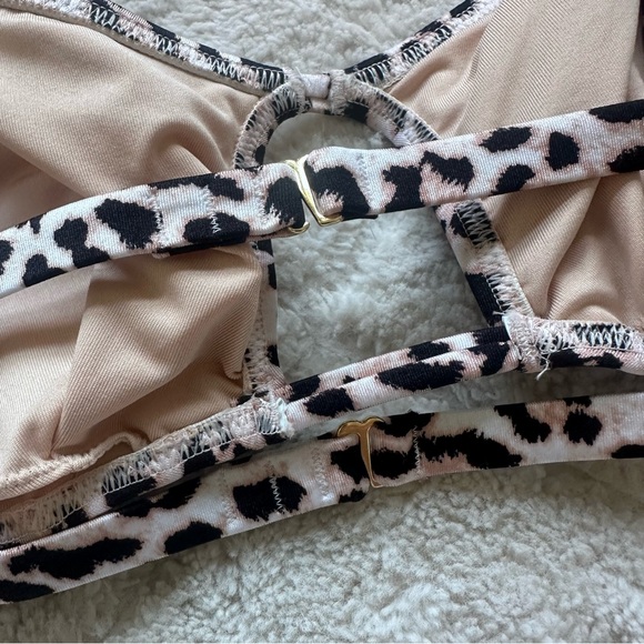 Victoria's Secret | Leopard Print Chain Strap Cutout Bikini Top | Size Large - Picture 7 of 12